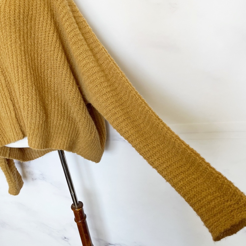SOLD Free People Moonbeam V-Neck Alpaca Blend Sweater In Noon Sun - Picture 8 of 14